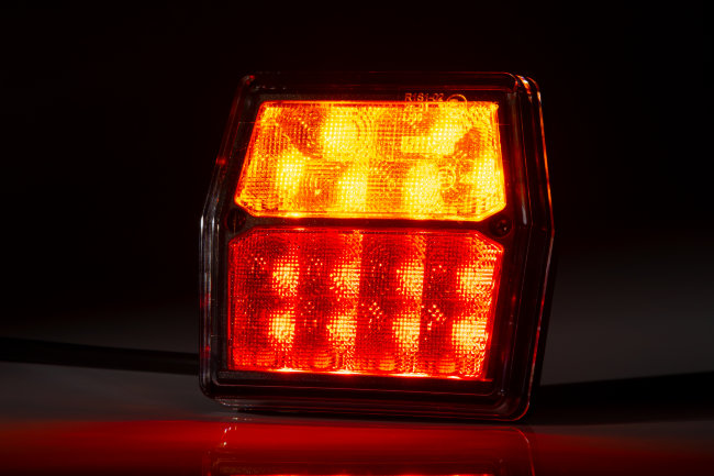 Фонарь задний 3-позиционный FT-222 LED BAJONET Фонарь задний 3-позиционный FT-222 LED BAJONET