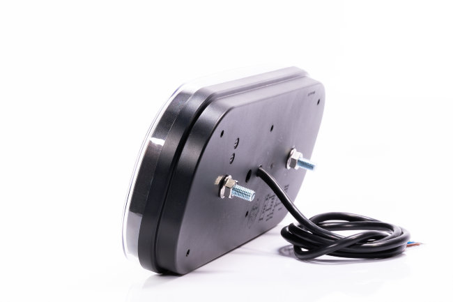 Фонарь задний 6-функциональный FT-610 P LED DI с треугольником (правый) Фонарь задний 6-функциональный FT-610 P LED DI с треугольником (правый)