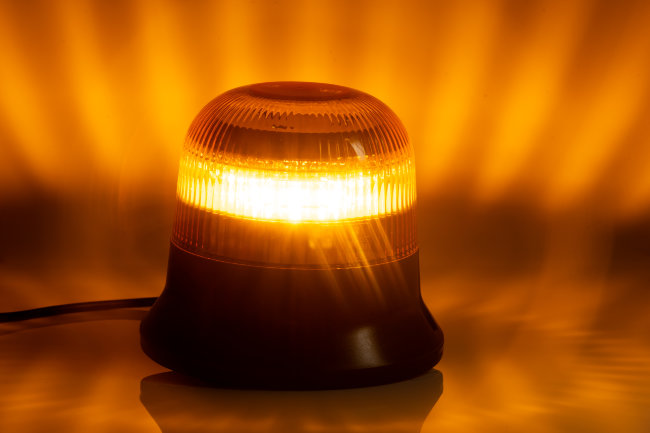 Маяк проблесковый жёлтый FT-150 3S LED (одинарная вспышка) Маяк проблесковый жёлтый FT-150 3S LED (одинарная вспышка)